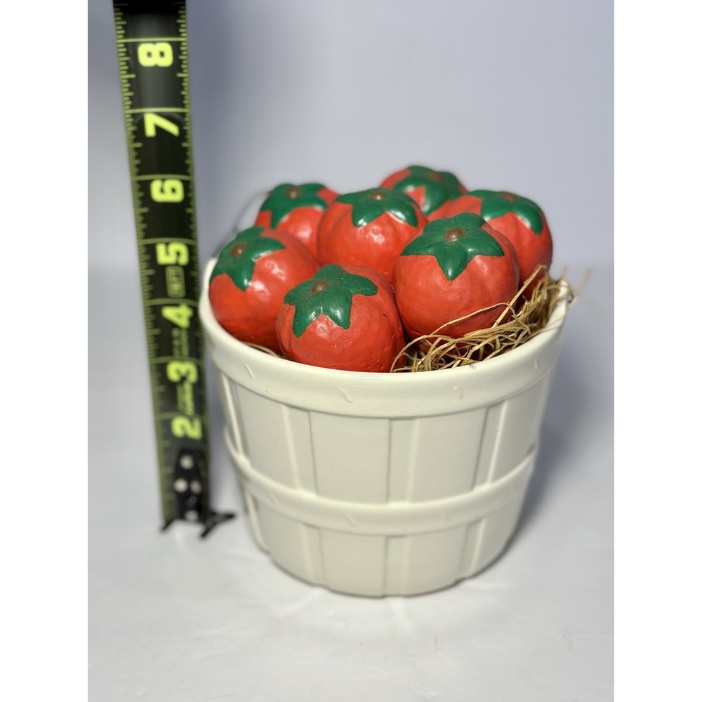 Vintage Ceramic Basket of Strawberries Cottage Core Farmhouse Kitchen SIGNED - Picture 14 of 16